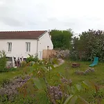 Logis Des Pivoines