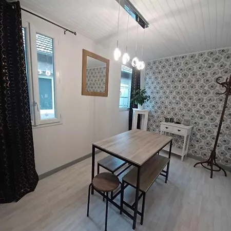 Logis Des Pivoines * Trezelles