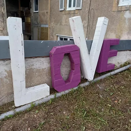 Logis Des Pivoines * Trezelles